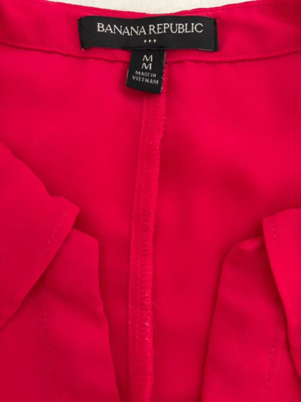 Banana Republic Pink Ruffle V-Neck Peplum Blouse Size Medium - Picture 3 of 11
